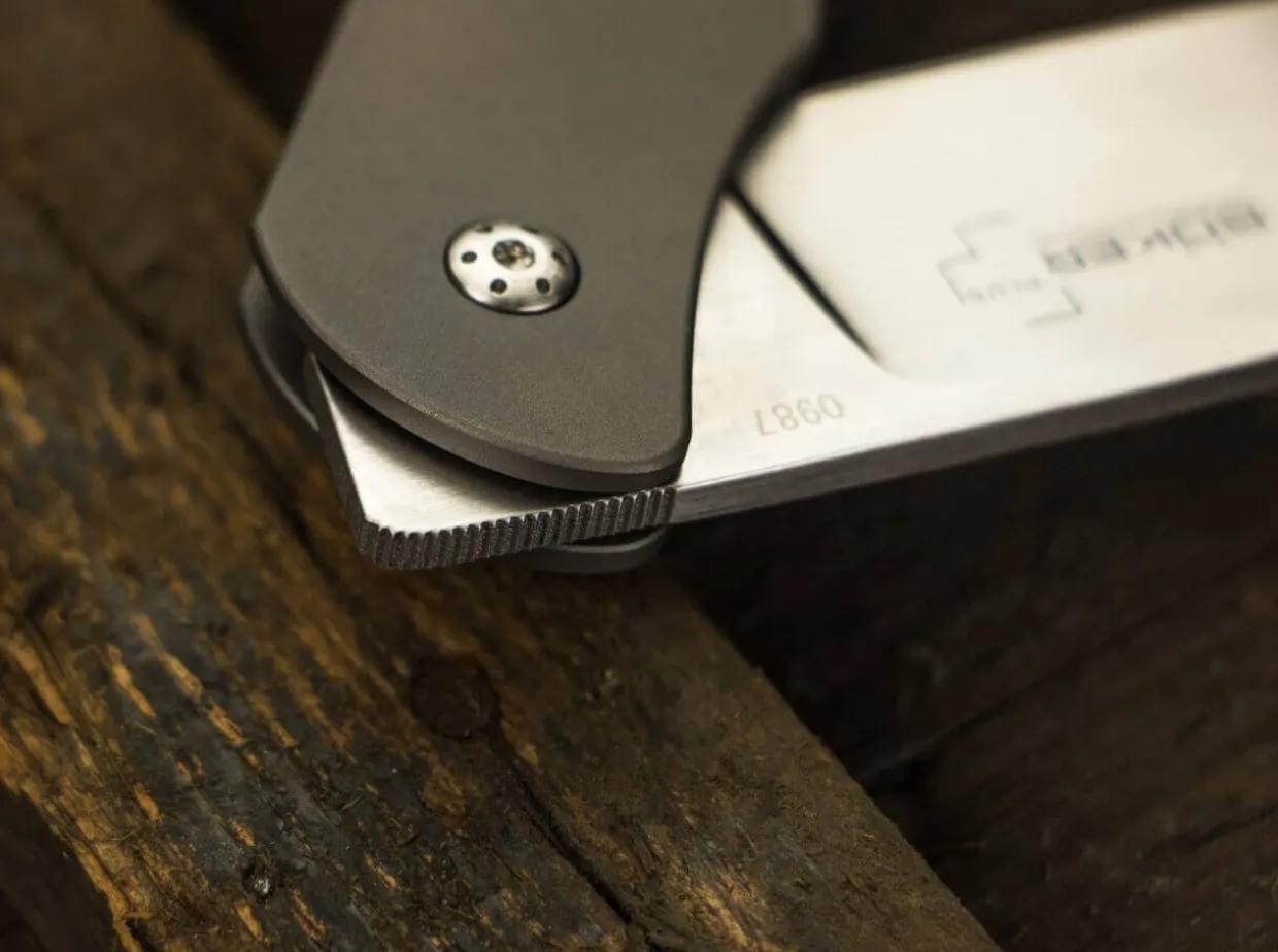 Exskelibur I Framelock Titan