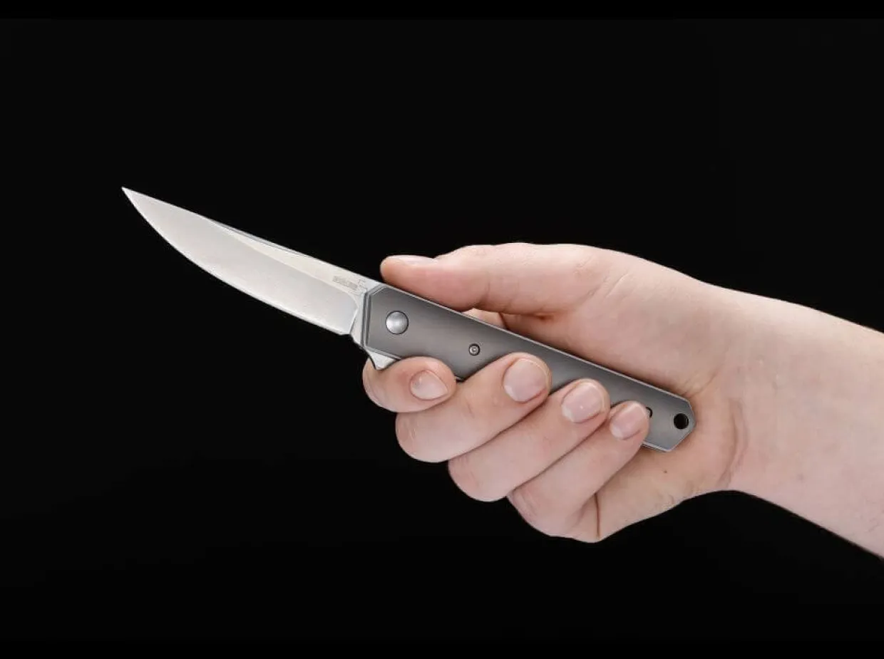 Kwaiken Flipper Titan